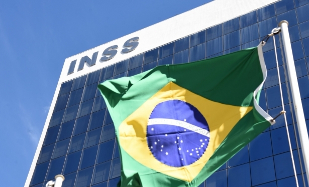 FRAUDES INSS: GOVERNO J DEVOLVEU MAIS DE R$1,5 BILHO A APOSENTADOS E PENSIONISTAS